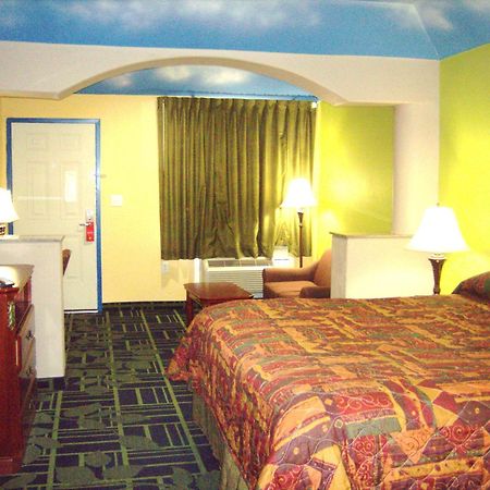 Regency Inn Porter Екстериор снимка