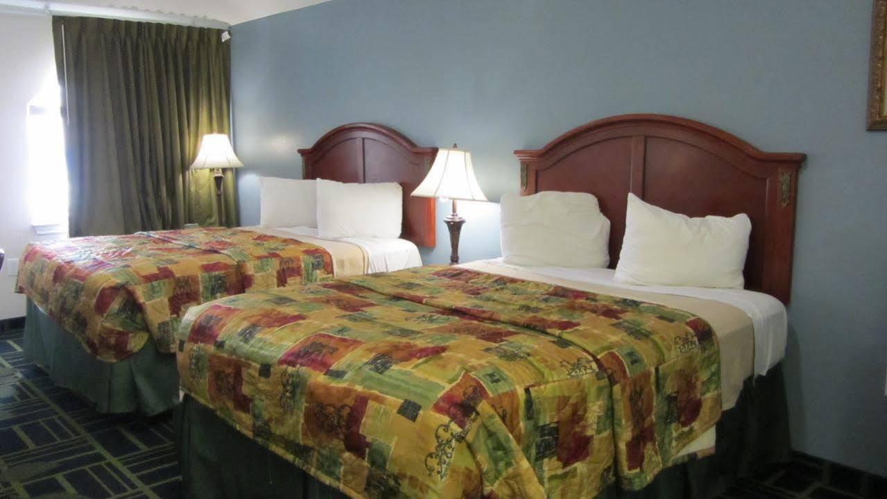 Regency Inn Porter Екстериор снимка